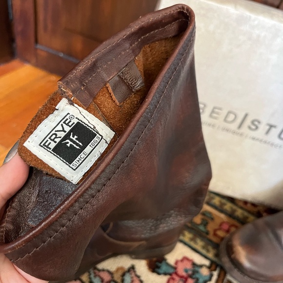 Frye. 7 Women's Veronica Tall Slouch Boot - Picture 10 of 16